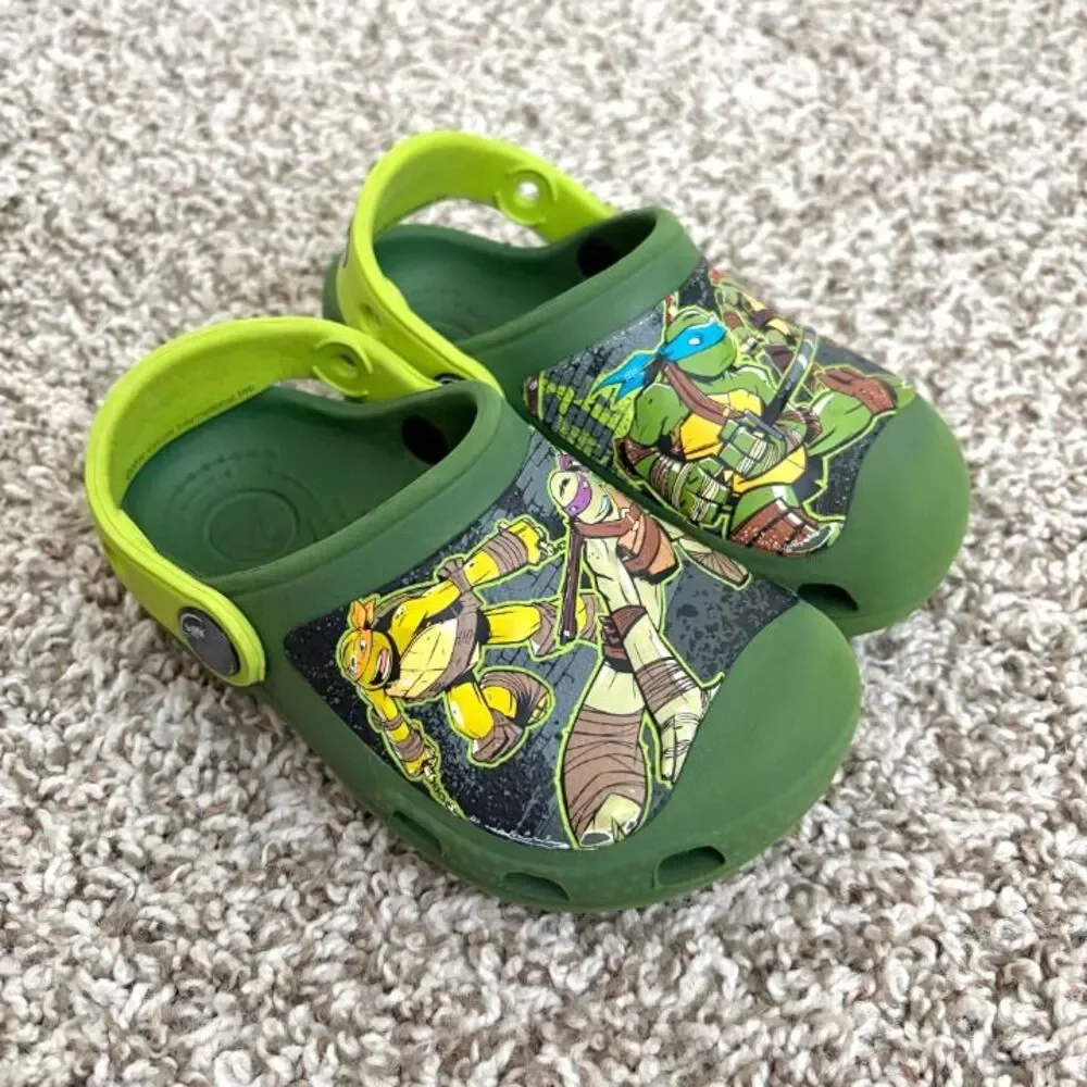 Size 8 / Toddler Boy Ninja Turtles Crocs